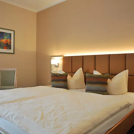 Hotel Friesen 3*