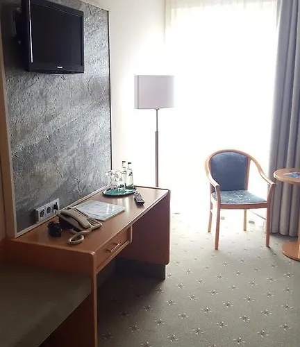 Friesen فندق Werdau